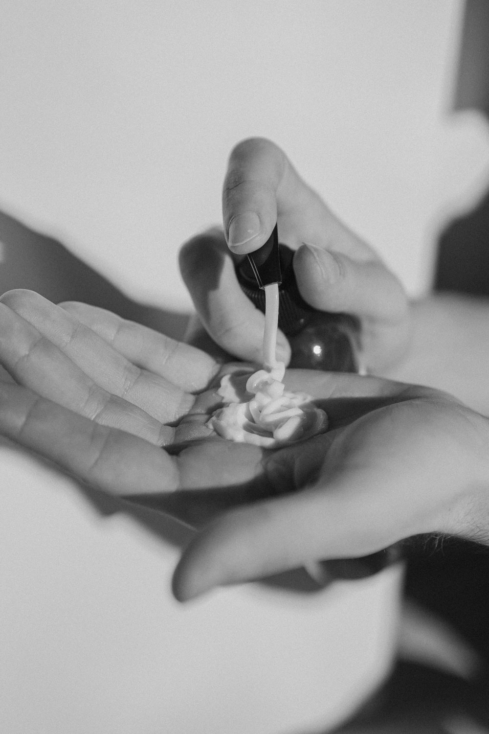 Crème cosmétique ©Mathilde Langevin crème pour les mains